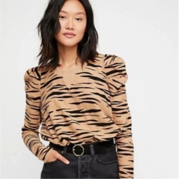 Free People Zaza Zebra Animal Print Cropped Sweater - Picture 15 of 15